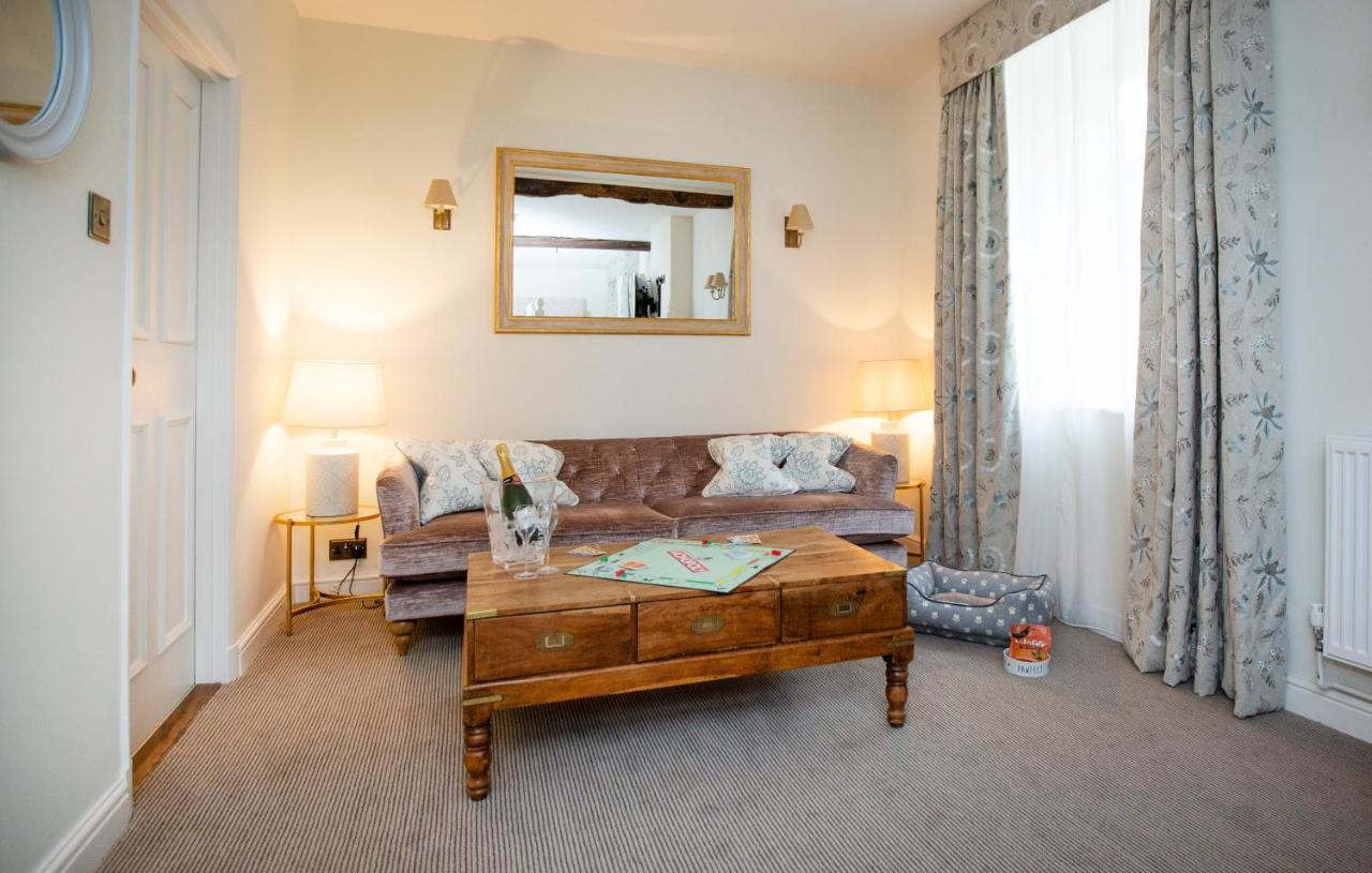 Lords Of The Manor Hotel